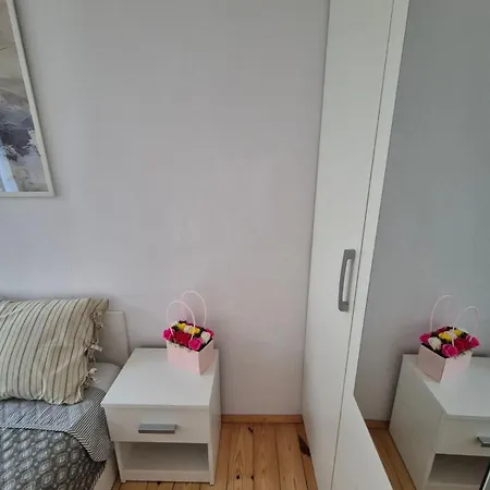 Tsaribrod 18 Lounge #2 * Варна